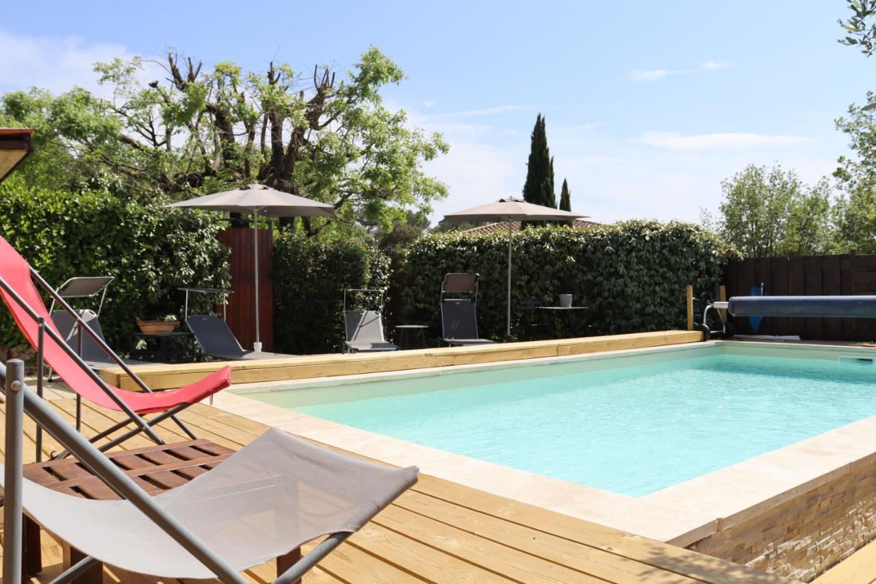 Gite Lapaz/Jacuzzi Prive/Piscine Draguignan Exterior photo